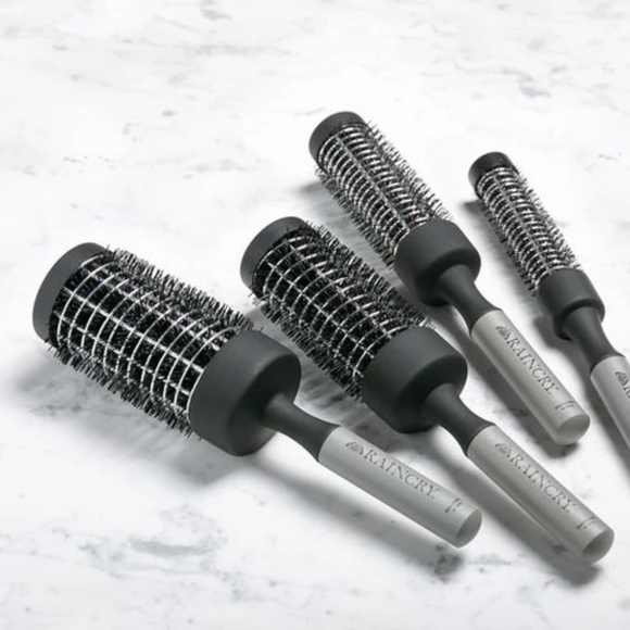 Magnesium Volumizing Brush - Picture 3 of 5